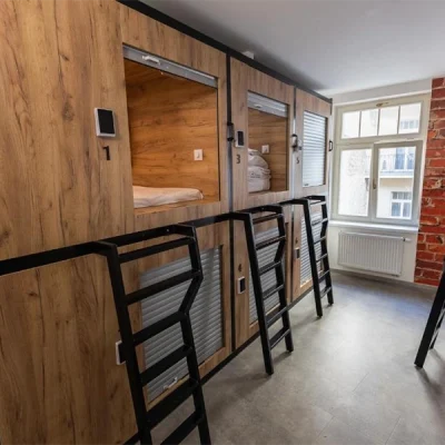 Hostel OLD TOWN / Capsule Hostel